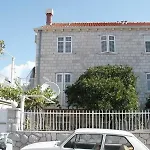 Vulicevic Apartman *